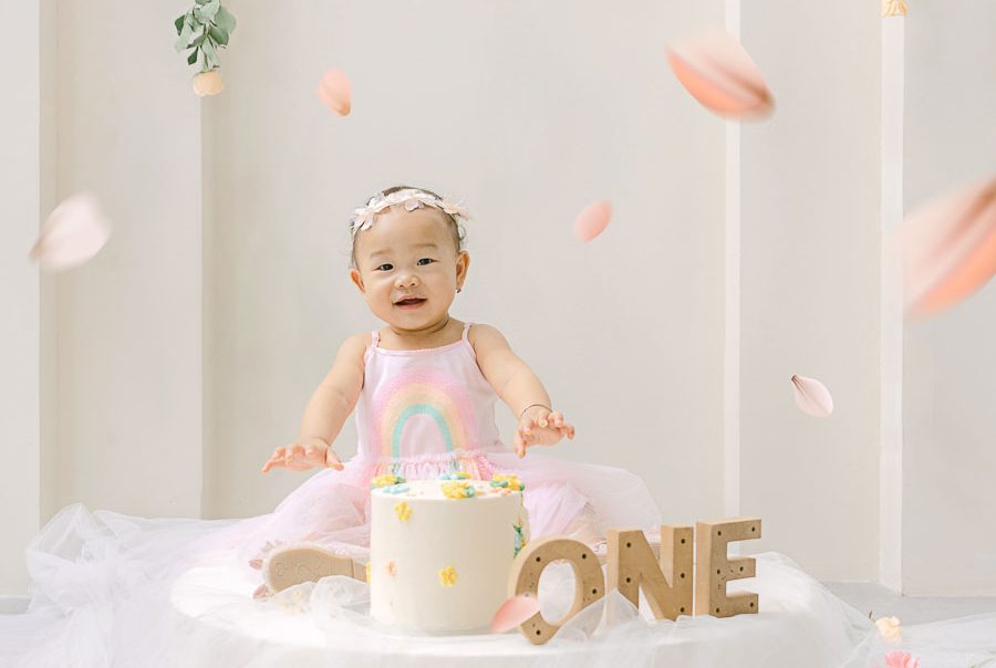 floral cake smash denpasar at mousca studio